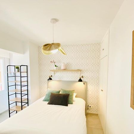 Smart Malagueta Seaview Apartment มาลากา ภายนอก รูปภาพ